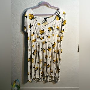 Torrid plus size lemon dress. Vintage vibe